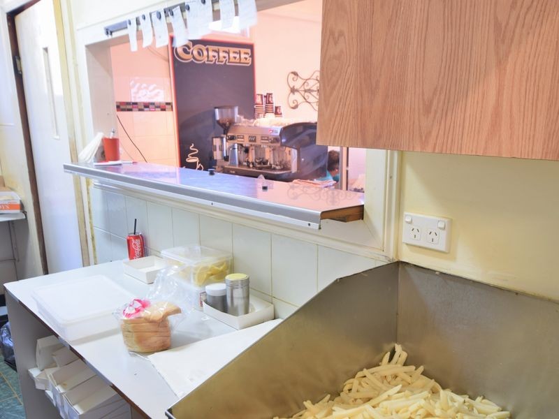 85 Allanan Street, Young NSW 2594