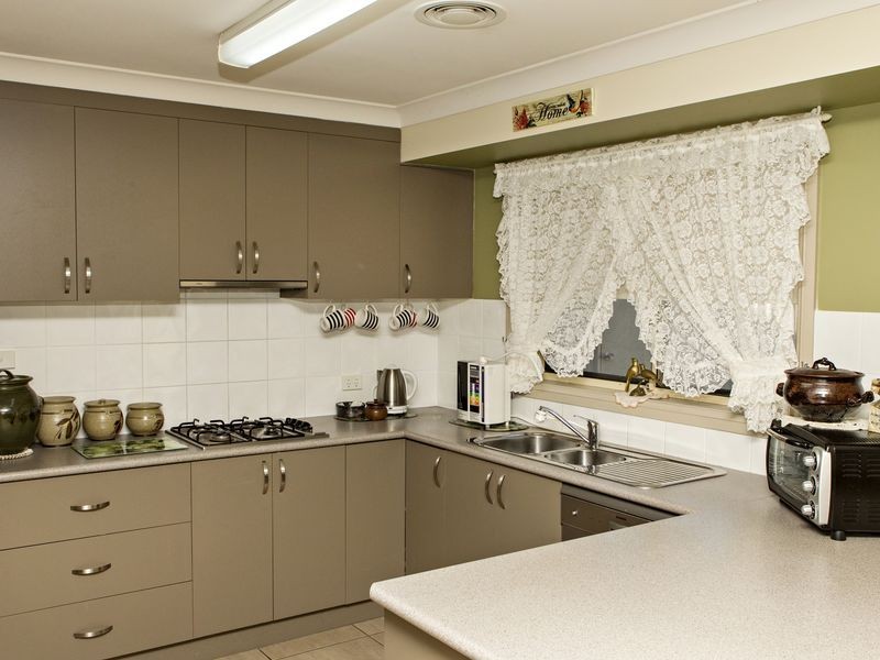 32 Jordan Place, Young NSW 2594