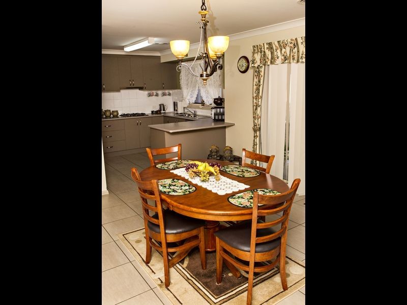 32 Jordan Place, Young NSW 2594