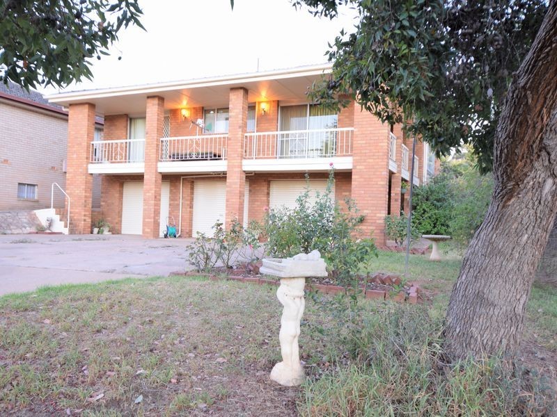 10 Watson Street, Young NSW 2594