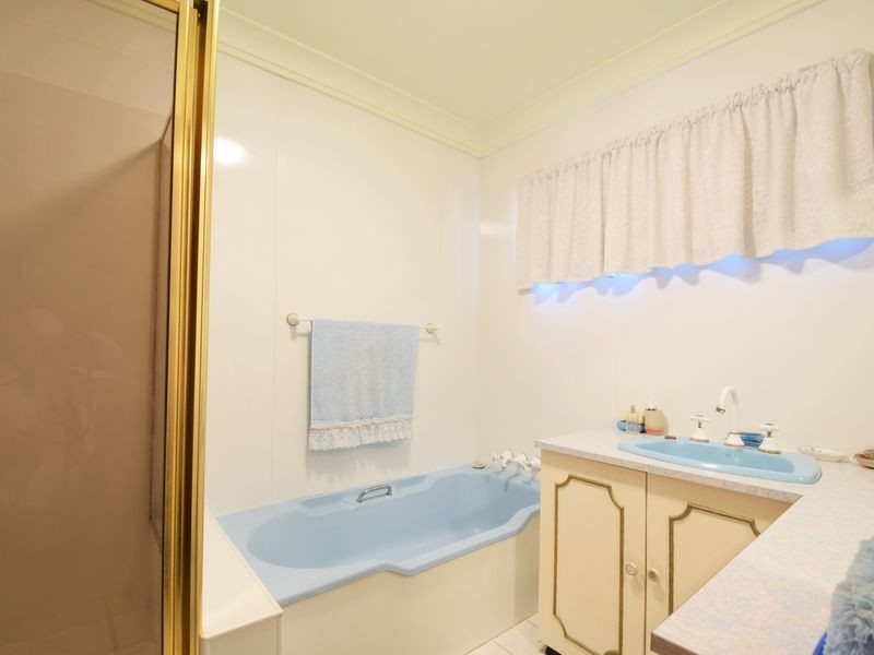 10 Watson Street, Young NSW 2594