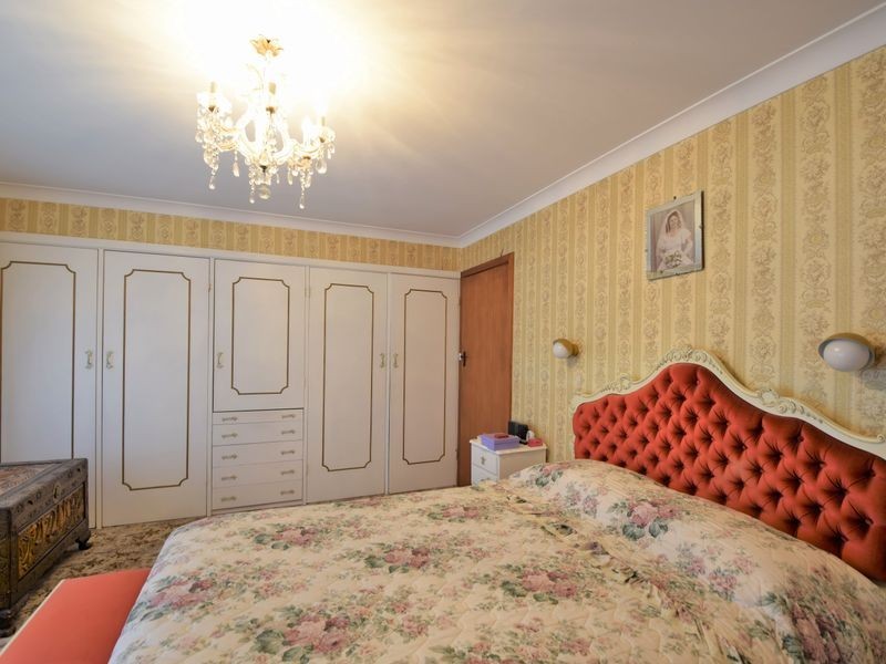 10 Watson Street, Young NSW 2594