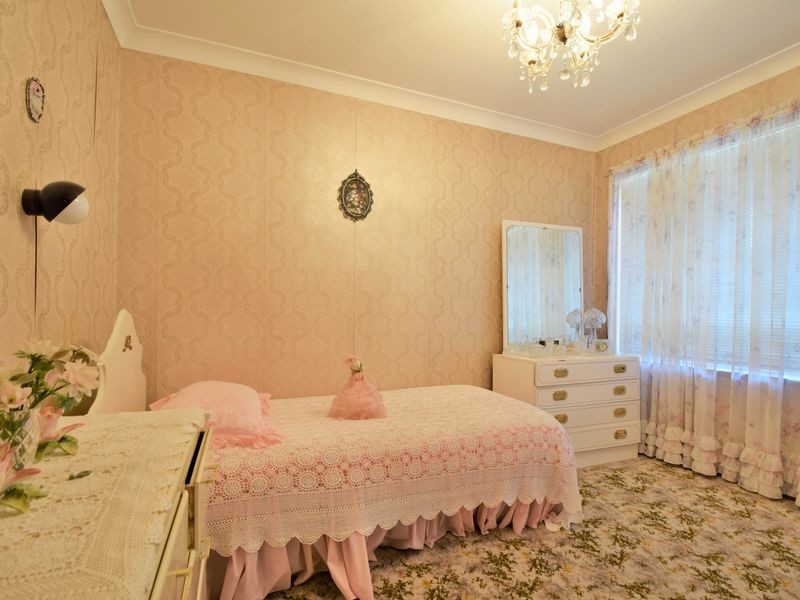 10 Watson Street, Young NSW 2594