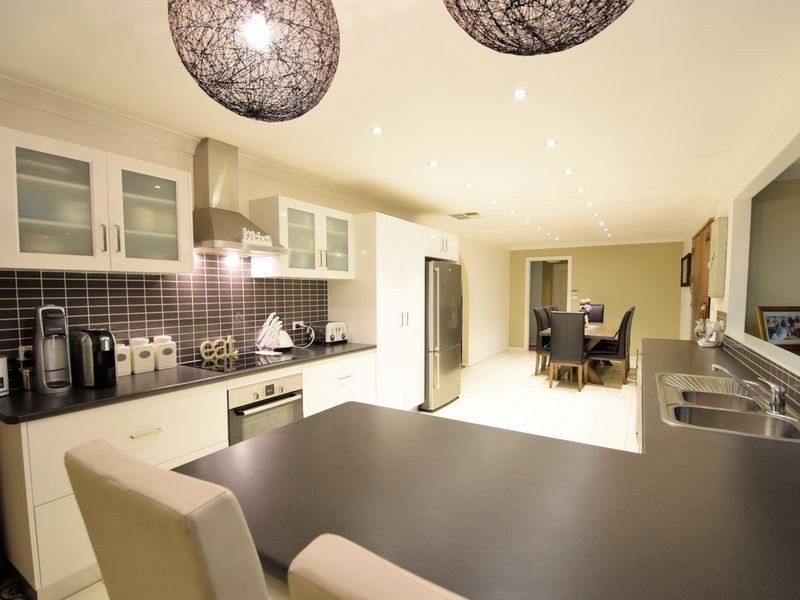 141 Edwards Street, Young NSW 2594