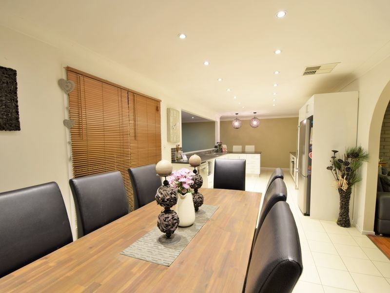 141 Edwards Street, Young NSW 2594