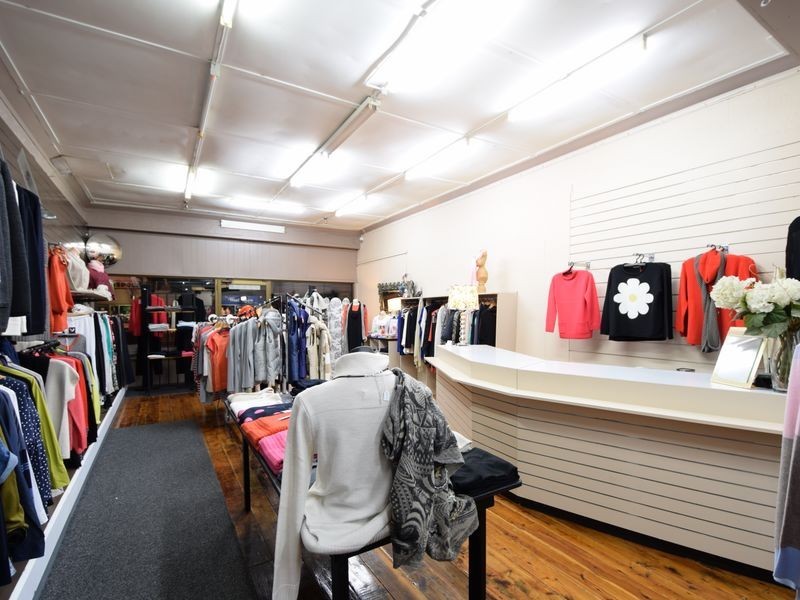 186 Boorowa Street, Young NSW 2594