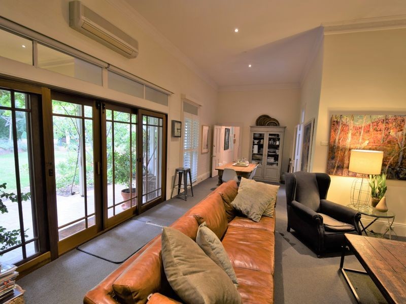 45 Taylor Road, Young NSW 2594