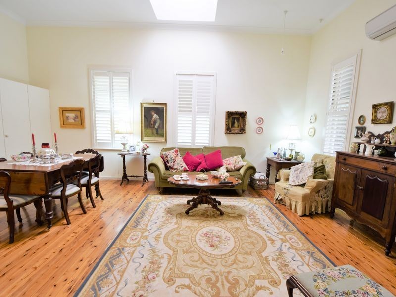 45 Taylor Road, Young NSW 2594