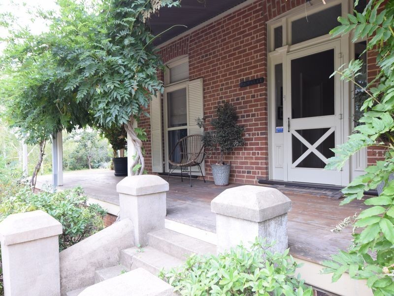 45 Taylor Road, Young NSW 2594