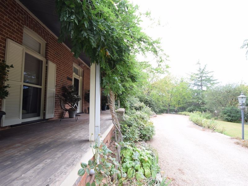 45 Taylor Road, Young NSW 2594