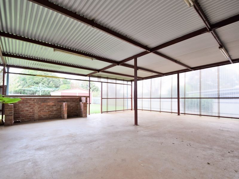 26 Spring Street, Young NSW 2594