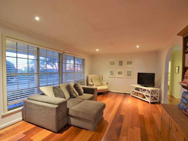 685 Olympic Hwy North, Young NSW 2594