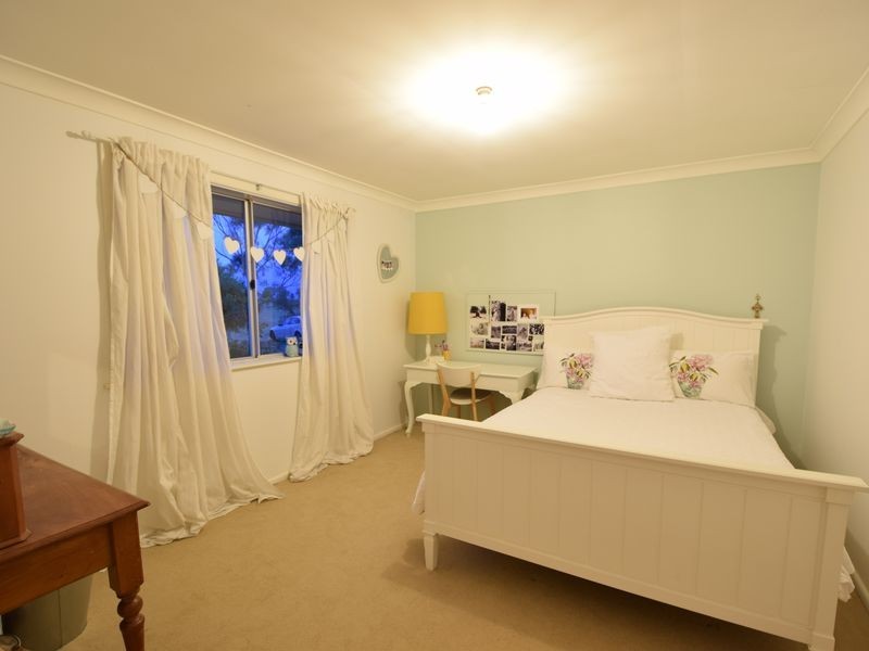 685 Olympic Hwy North, Young NSW 2594