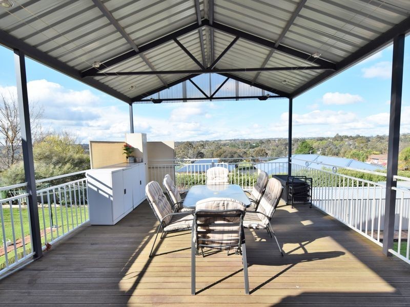 34 Back Creek Rd, Young NSW 2594