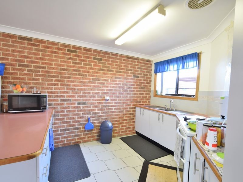 3/161 Nasmyth Street, Young NSW 2594