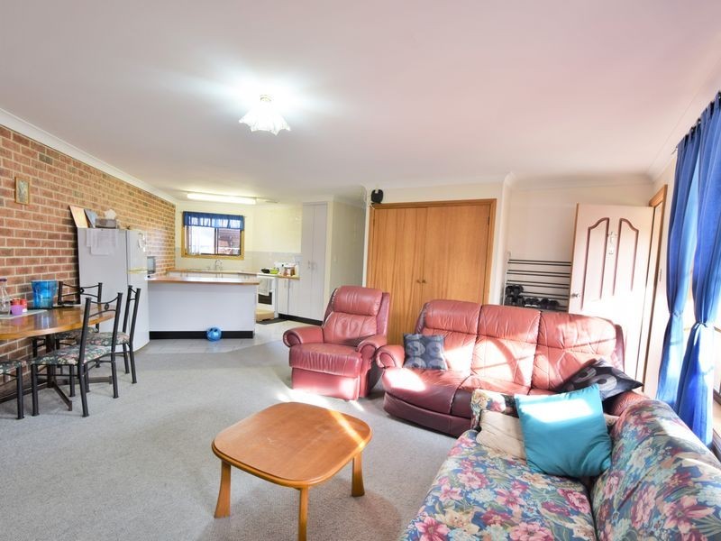 3/161 Nasmyth Street, Young NSW 2594