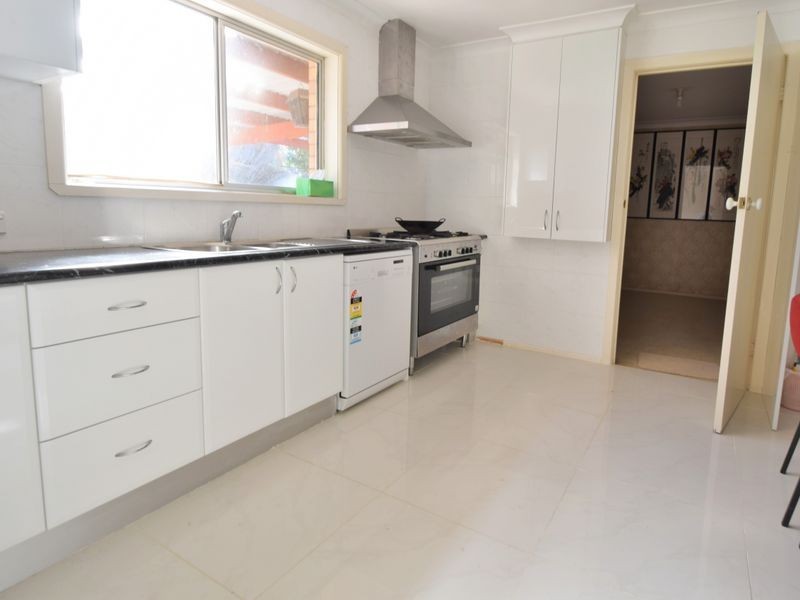 177 William Street, Young NSW 2594