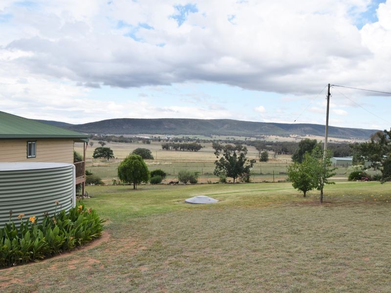 15 Henley Street, Young NSW 2594