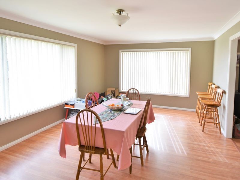 15 Henley Street, Young NSW 2594