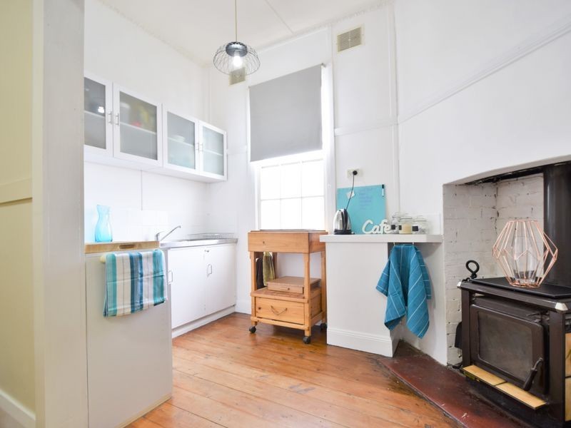 99 William Street, Young NSW 2594