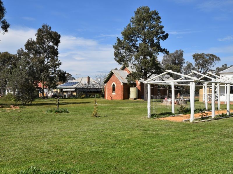 44 & 48 Weedallion Street Bribbaree, Young NSW 2594