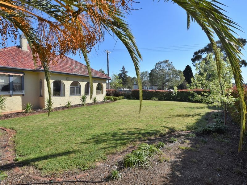 23 Elizabeth Street, Young NSW 2594