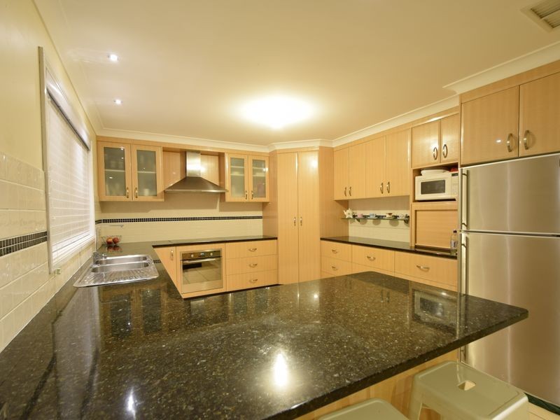 17 Old Monteagle Rd, Young NSW 2594
