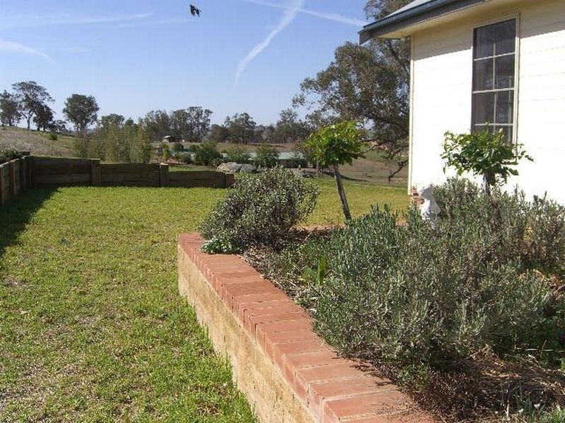 88 Burrows Road, Young NSW 2594