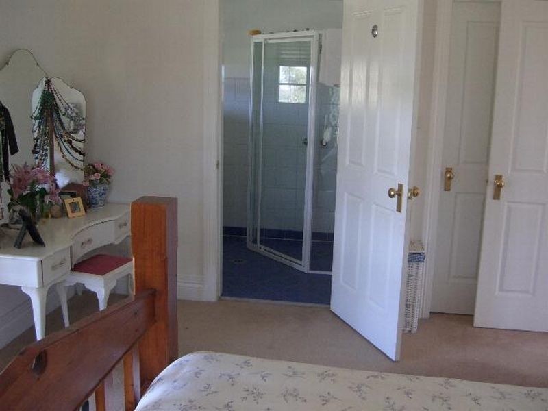 88 Burrows Road, Young NSW 2594