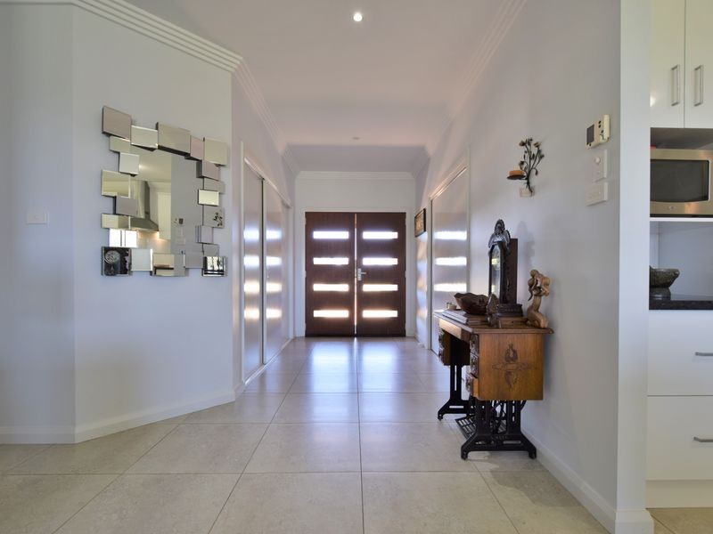 205 Henry Lawson Way, Young NSW 2594