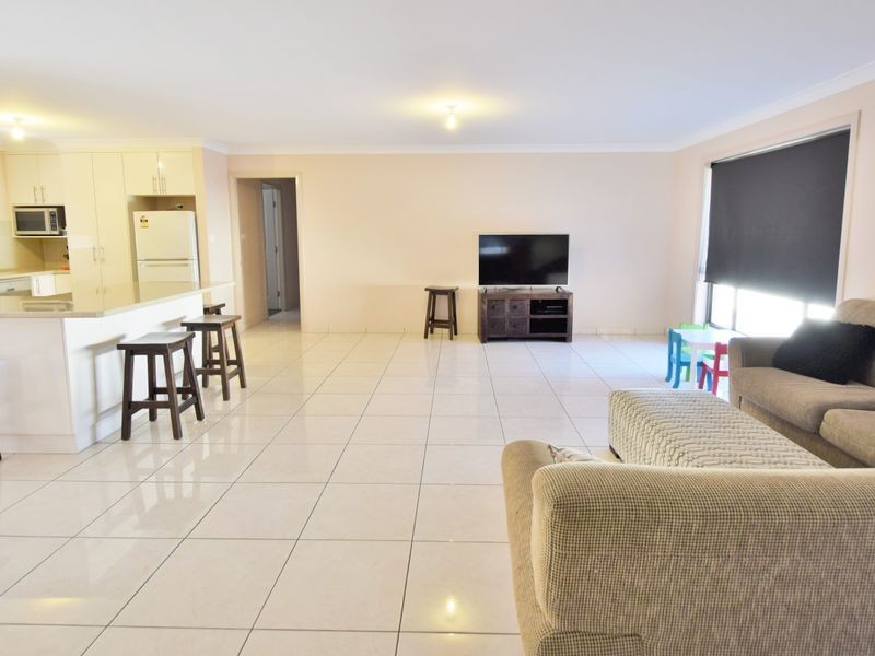 64 Orchard Street, Young NSW 2594