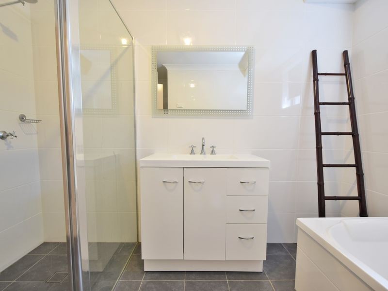 64 Orchard Street, Young NSW 2594