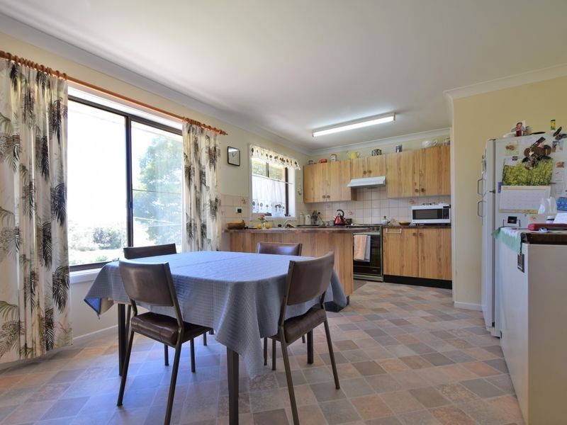 3346 Murringo Rd, Young NSW 2594