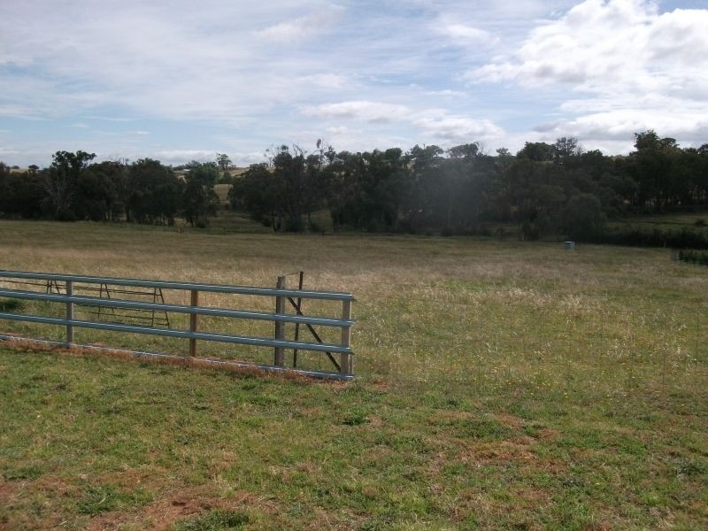 26 Cherryvale Place, Young NSW 2594