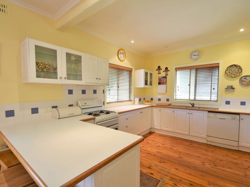 22 Nasmyth Street, Young NSW 2594