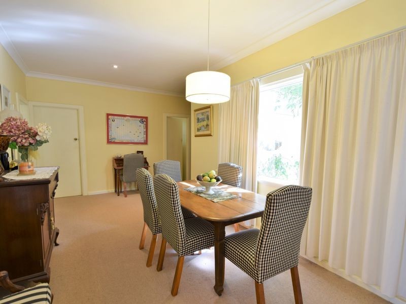 22 Nasmyth Street, Young NSW 2594