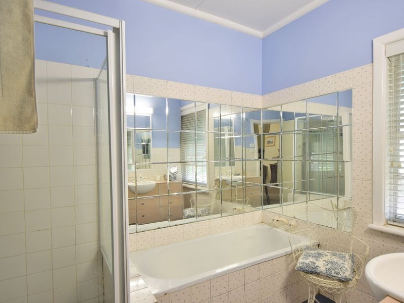 22 Nasmyth Street, Young NSW 2594