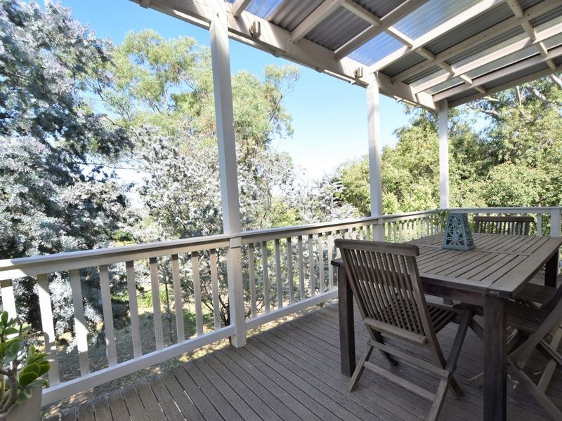 22 Nasmyth Street, Young NSW 2594