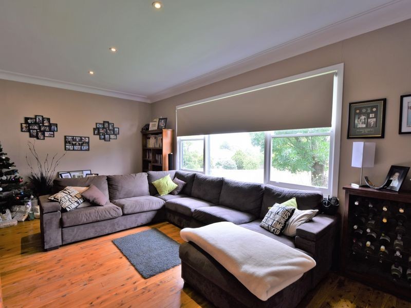 8 Nasmyth Street, Young NSW 2594