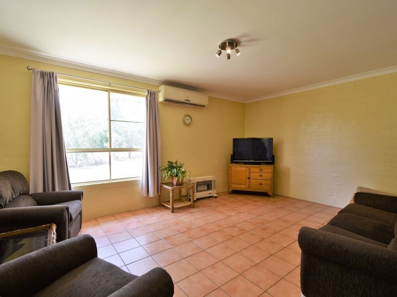 4678 Olympic Highway South, Young NSW 2594