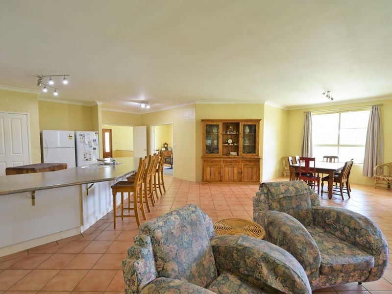 4678 Olympic Highway South, Young NSW 2594