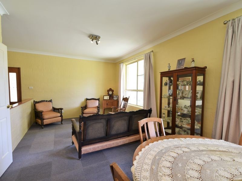 4678 Olympic Highway South, Young NSW 2594