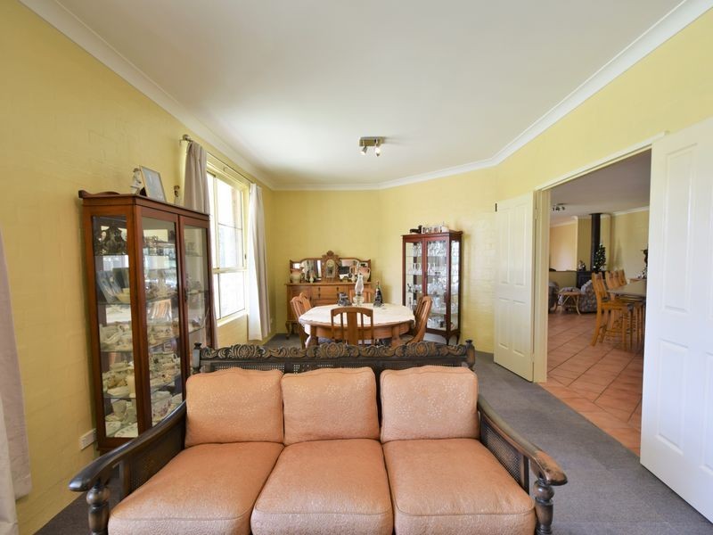 4678 Olympic Highway South, Young NSW 2594