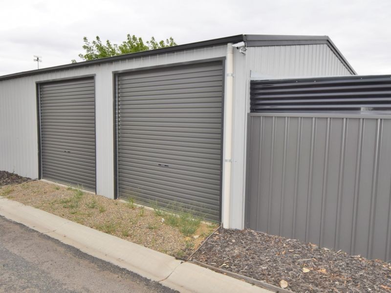 45 Murringo Street, Young NSW 2594