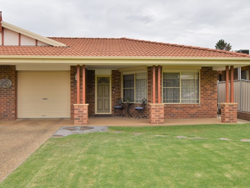 1/32 Pinewiew Circuit, Young NSW 2594