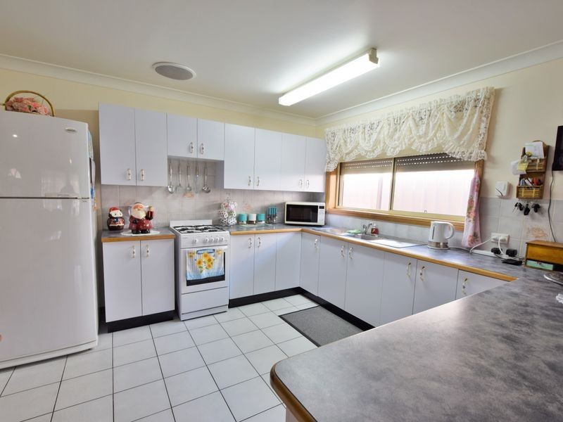 1/32 Pinewiew Circuit, Young NSW 2594