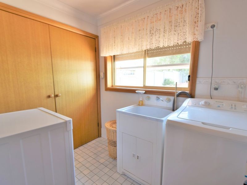 1/32 Pinewiew Circuit, Young NSW 2594