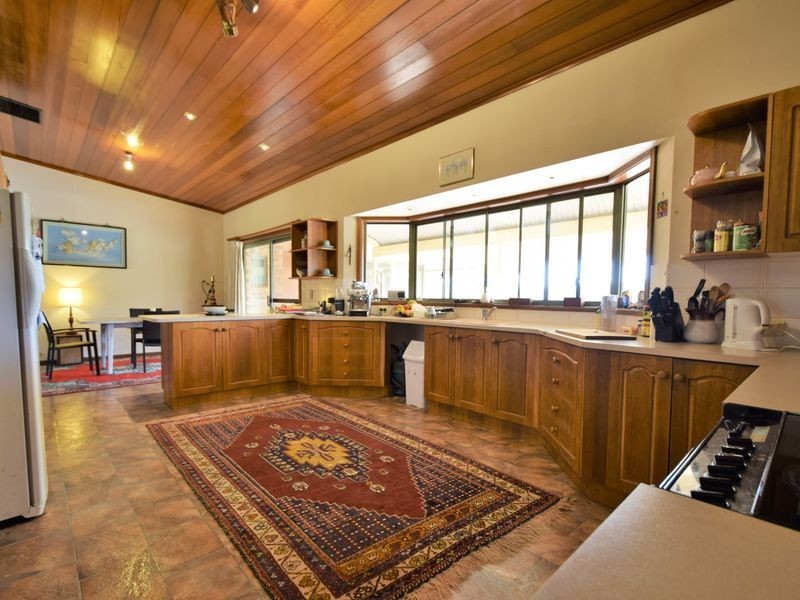 9 Thornell Rd, Young NSW 2594