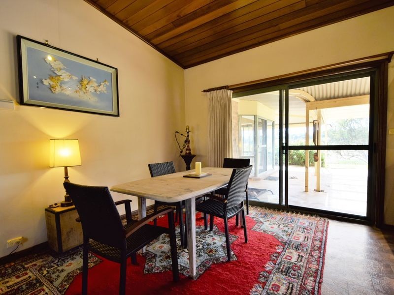 9 Thornell Rd, Young NSW 2594