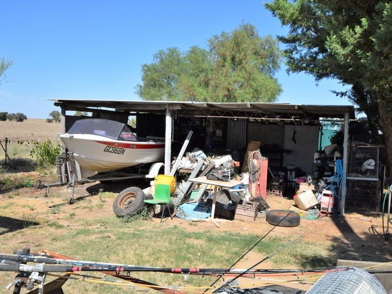 2319 Henry Lawson Way, Young NSW 2594